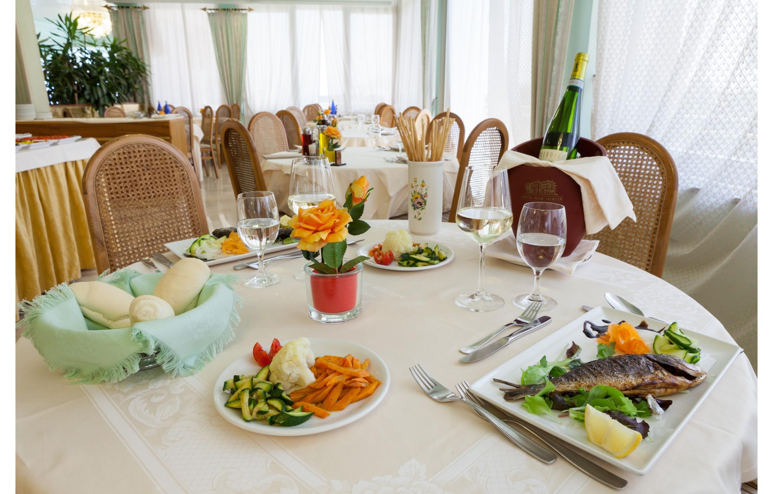 Bristol Hotel 4*